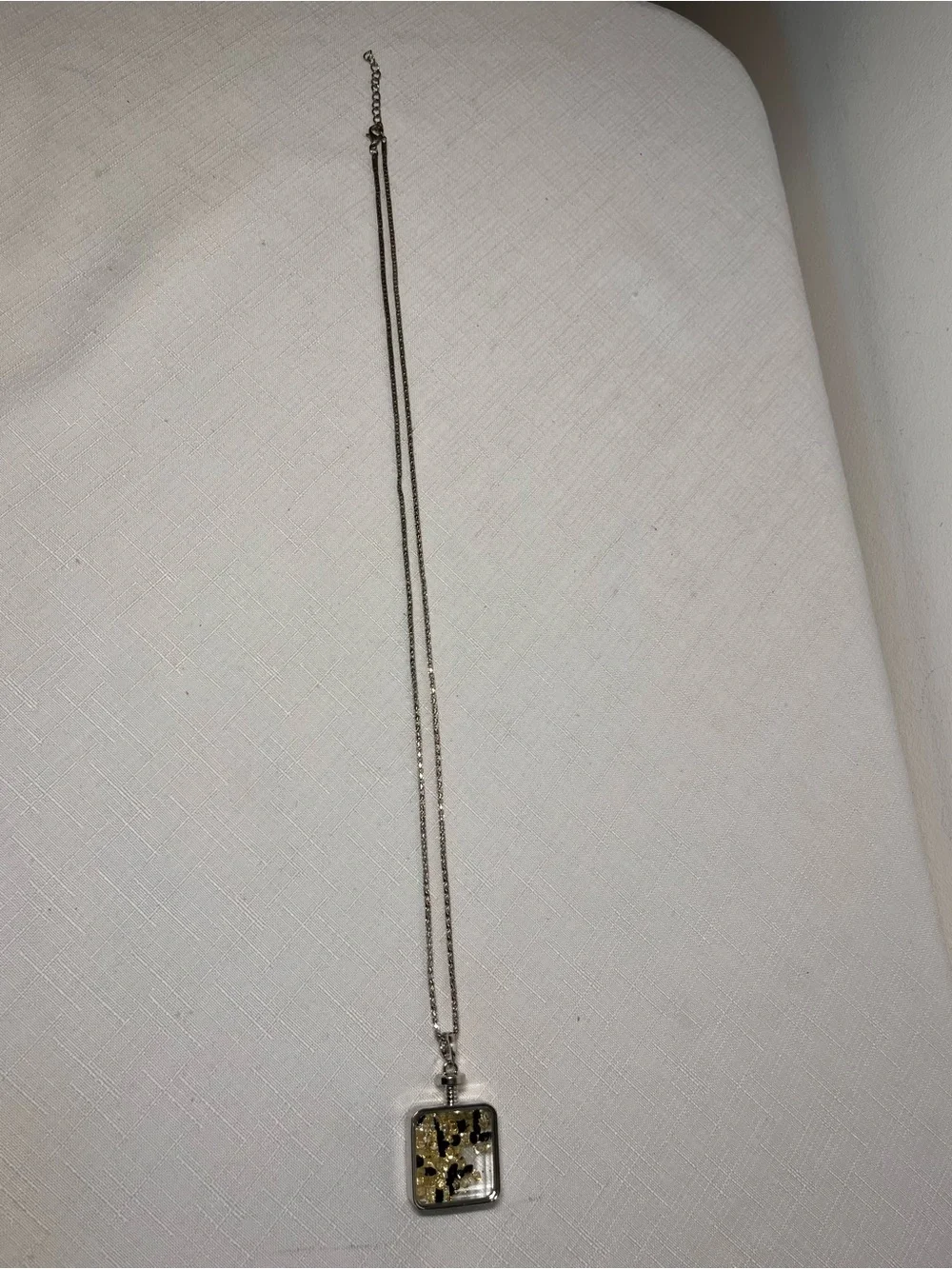 FRANK USHER PERFUME BOTTLE CRYSTALS PENDANT NECKLACE SILVER TONE 32” CHAIN - Picture 3 of 7